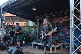 36_AJZ_Hausgeburtstag12_Tut_das_Not